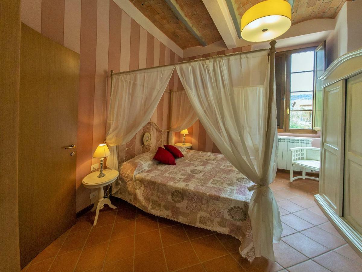 Residence La Poggerina Фильине-Вальдарно Экстерьер фото